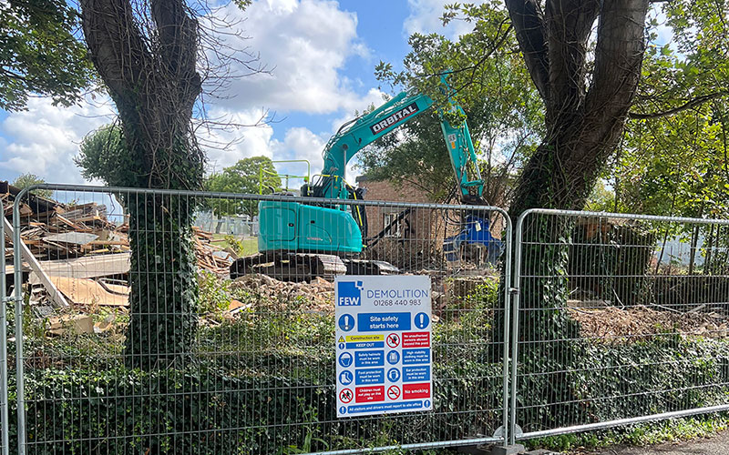 Demolition of "unsafe" Manston Immigration Centre
